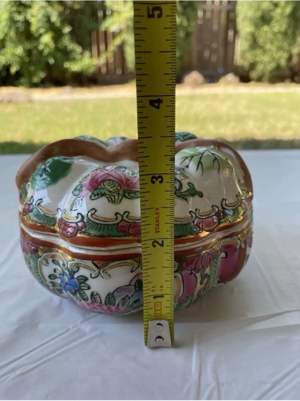 Rare Vtg Chinese Porcelain Trinket Famille Rose HandPainted Floral Jewelry Box